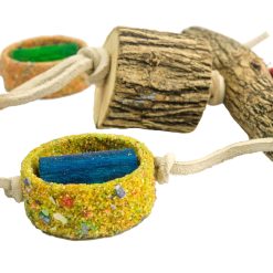 Euro Joe Birrdeeez Sekelbos T-Pillar Leather Parrot Toy